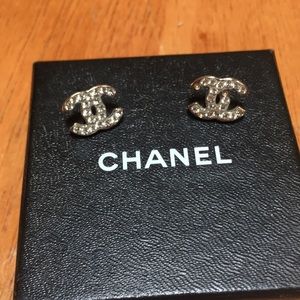 Chanel CC bling stud earrings